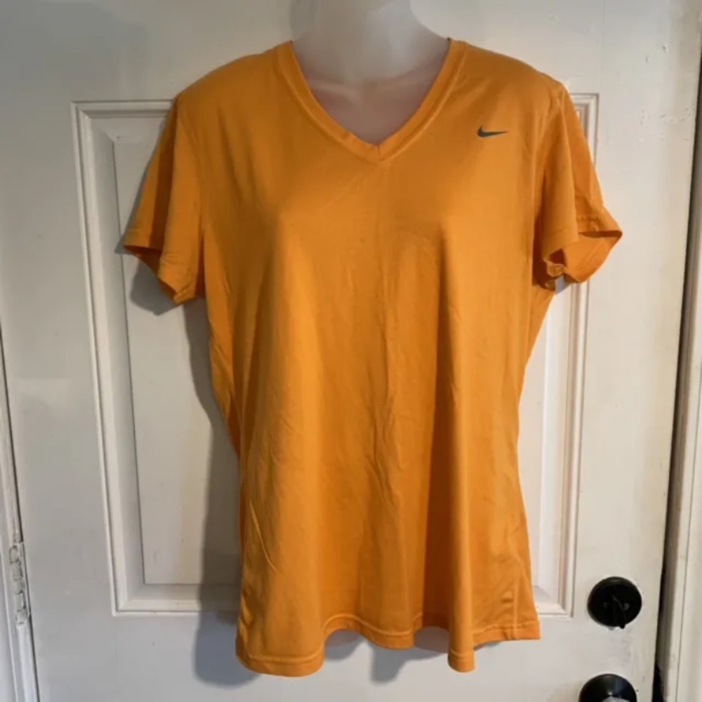 Nike Dri Fit Womans Orange T-Shirt Tee, Size XL Extra Large
